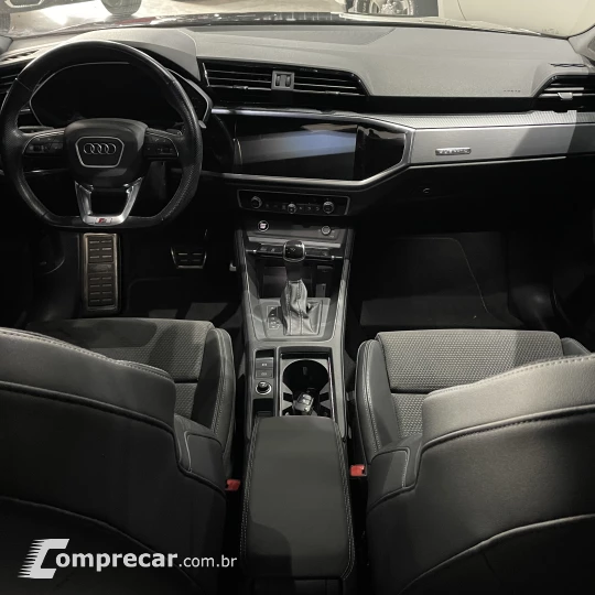 Q3 2.0 40 TFSI Sportback Performance Black Quattro