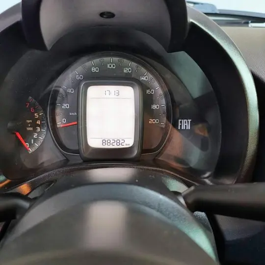 FIAT UNO ATTRACTIVE 1.0