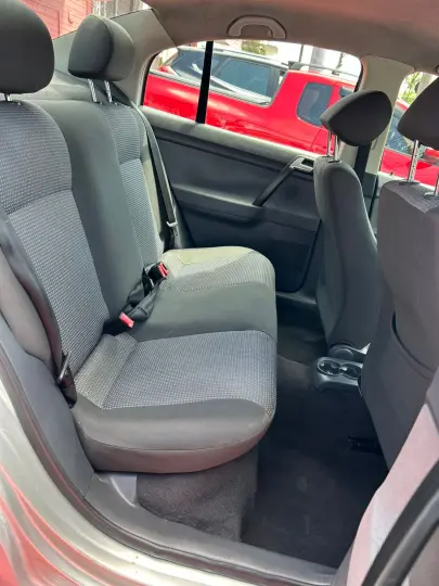 POLO SEDAN 1.6 MI 8V