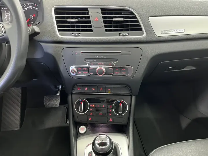 Q3 2.0 TFSI Ambiente Quattro S Tronic