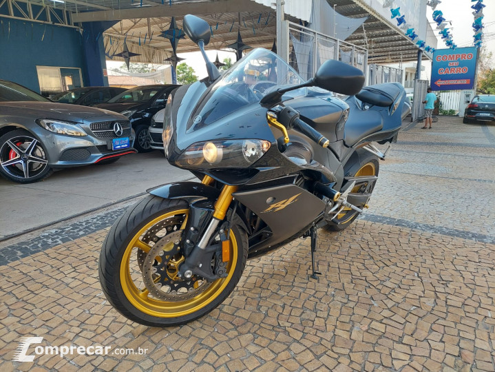 YZF R1 1000