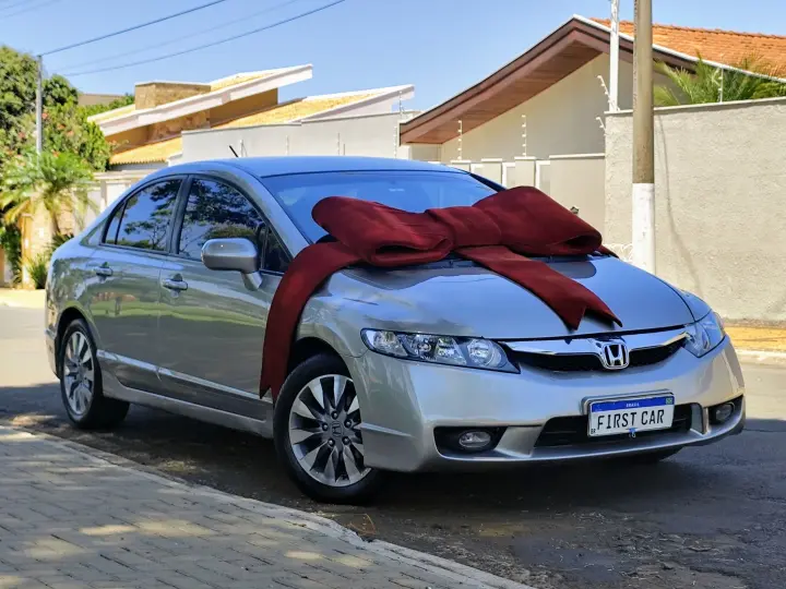 CIVIC 1.8 LXS 16V GASOLINA 4P AUTOMÁTICO