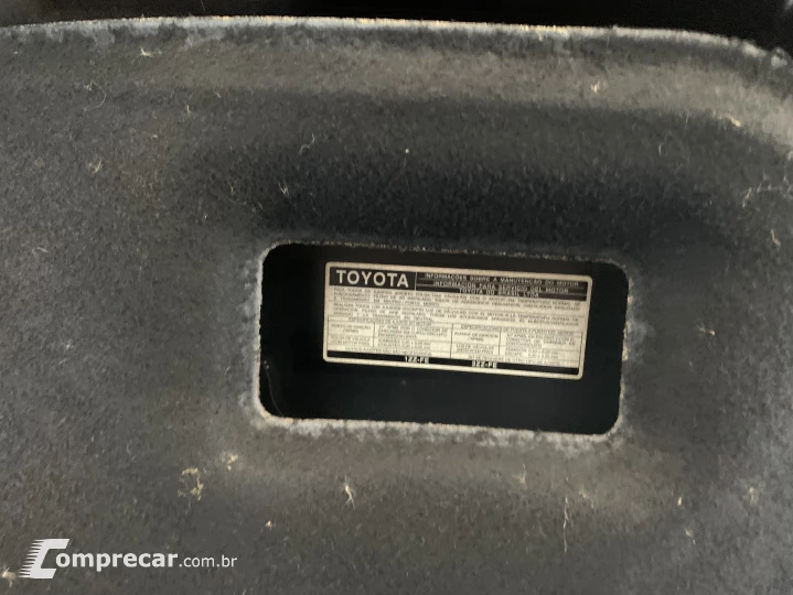 Corolla Fielder SW 1.8 XEi Automatico