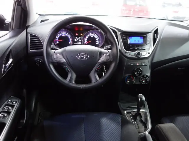 HB20 - 1.6 COMFORT STYLE 16V 4P AUTOMÁTICO