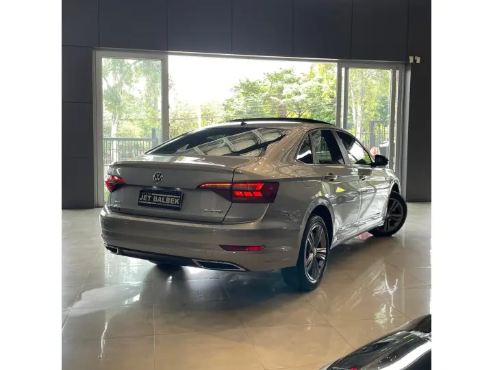 JETTA 1.4 250 TSI TOTAL FLEX R-LINE TIPTRONIC