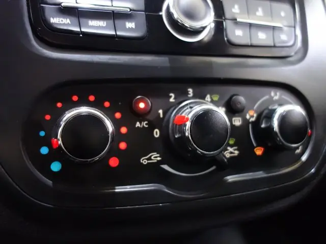 CAPTUR - 1.6 16V SCE LIFE X-TRONIC