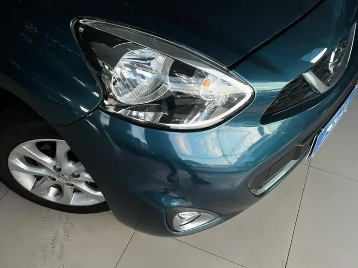 MARCH 1.6 SV 16V FLEX 4P MANUAL