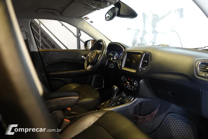 Compass 2.0 16V 4P TRAILHAWK TURBO DIESEL 4X4 AUTOMÁTICO