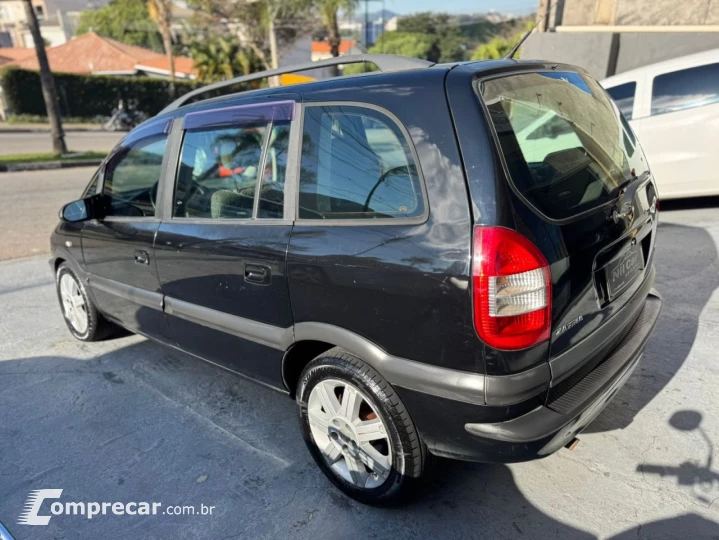 Zafira Elegance 2.0 MPFI FlexPower 8V 5p