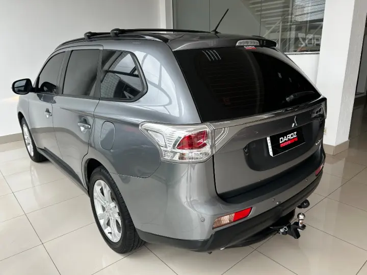 OUTLANDER 2.0 16V 160cv Aut.