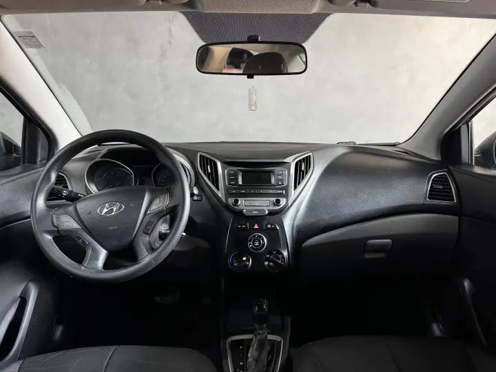 HB20S 1.6 COMFORT PLUS 16V FLEX 4P AUTOMÁTICO