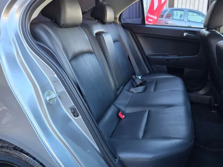 Lancer HL-T 2.0 16V 160cv Aut.