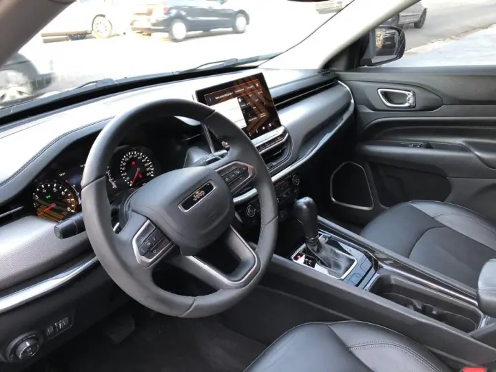 COMPASS LONG. T270 1.3 TB 4x2 Flex Aut.