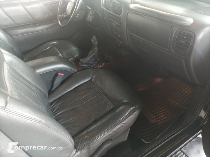 BLAZER 4.3 SFI DLX Executive 4X2 V6 12V