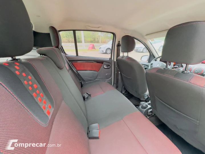 SANDERO 1.6 16V SCE Stepway