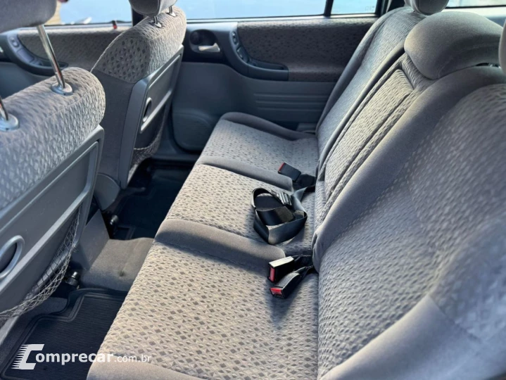 Zafira Elegance 2.0 MPFI FlexPower 8V 5p