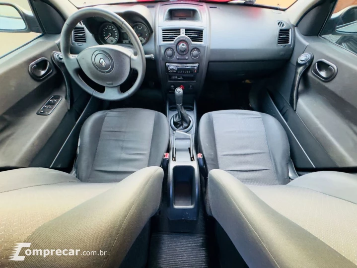 MÉGANE 1.6 Extreme Sedan 16V