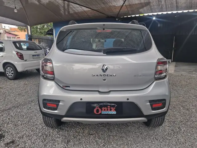 SANDERO - 1.6 STEPWAY 8V 4P MANUAL