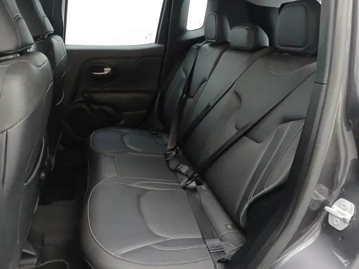 RENEGADE 1.3 T270 TURBO FLEX LONGITUDE AT6