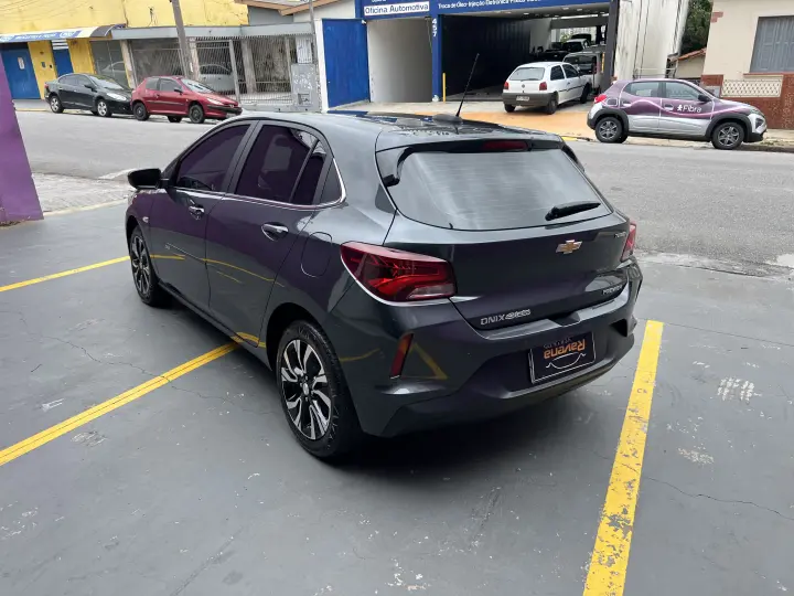 ONIX 1.0 Turbo Premier