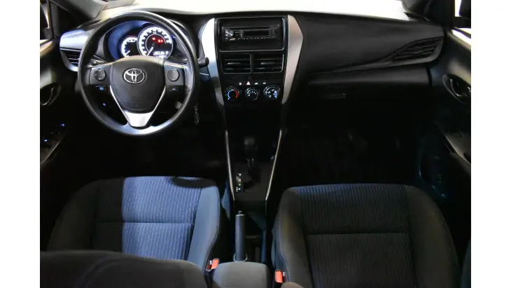 YARIS HATCH - 1.3 16V XL LIVE MULTIDRIVE