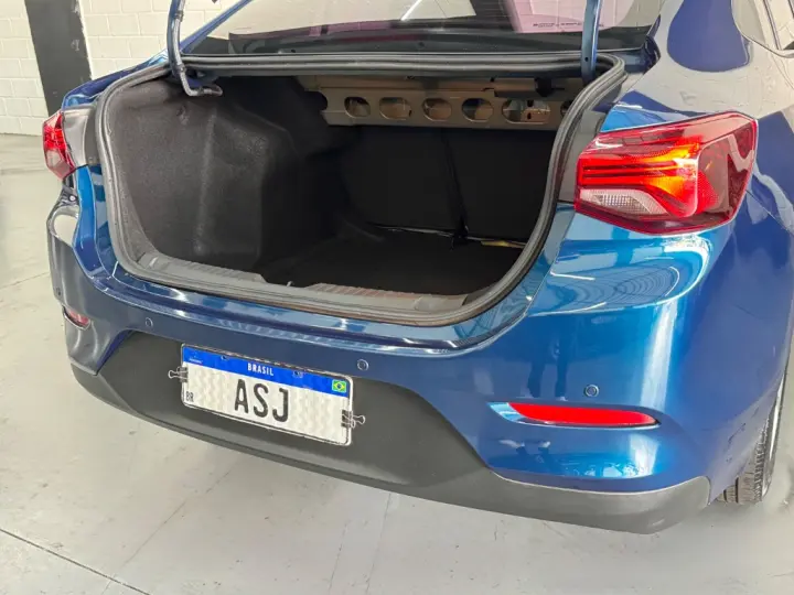 ONIX SEDAN Plus LT 1.0 12V TB Flex Aut.