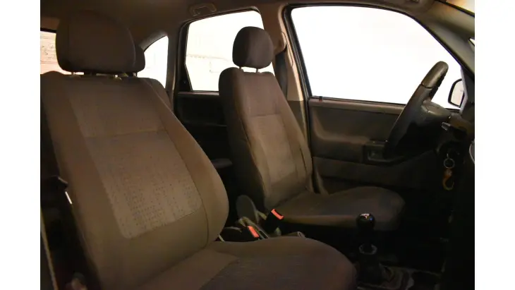 MERIVA - 1.8 MPFI JOY 8V 4P MANUAL