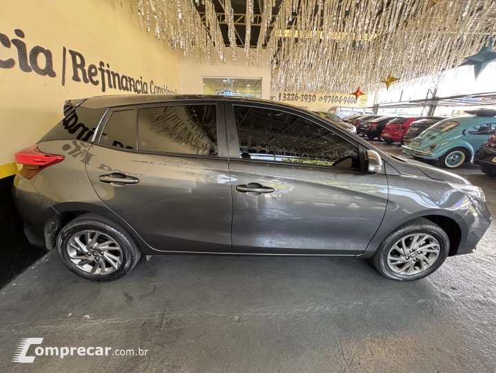 YARIS 1.5 16V XS Connect