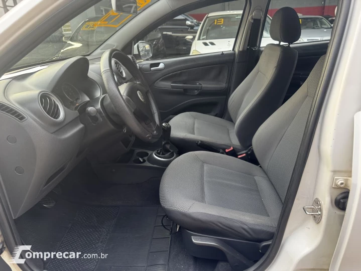 Voyage 1.6 4P TREND FLEX