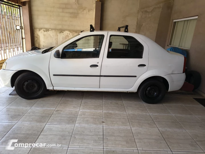 LOGAN 1.0 Authentique 16V