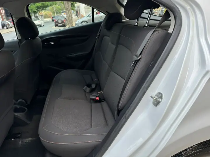 ONIX HATCH LT 1.0 8V FlexPower 5p Mec.