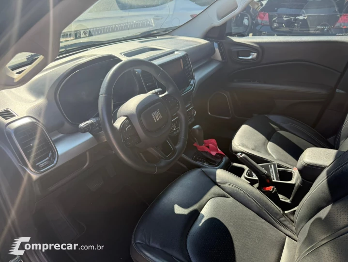 TORO 2.0 16V Turbo Volcano 4WD AT9