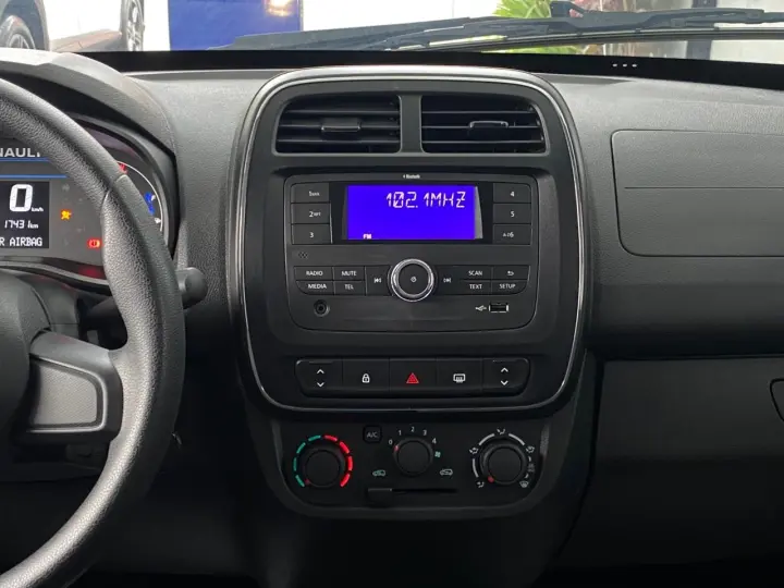 Kwid KWID Zen 1.0 Flex 12V 5p Mec.