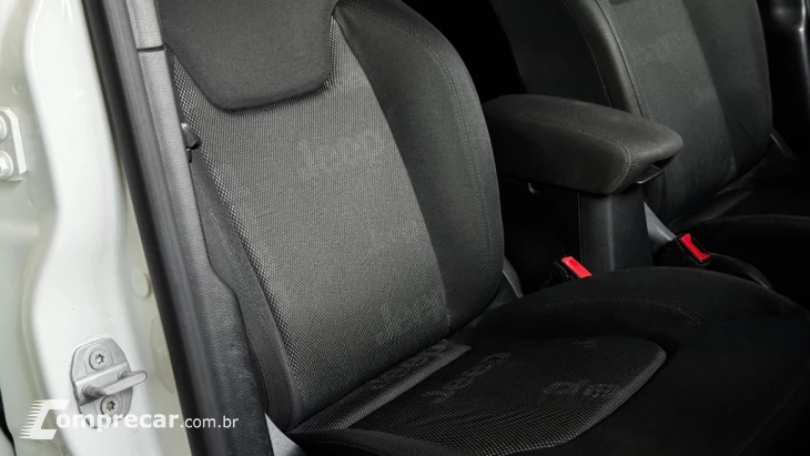 Renegade Sport 1.8 4x2 Flex 16V Aut.