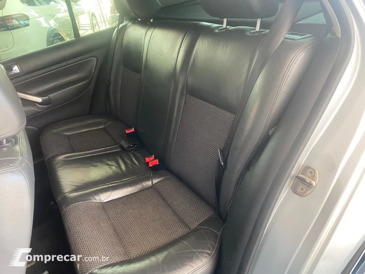 GOLF 2.0 MI Comfortline 8V