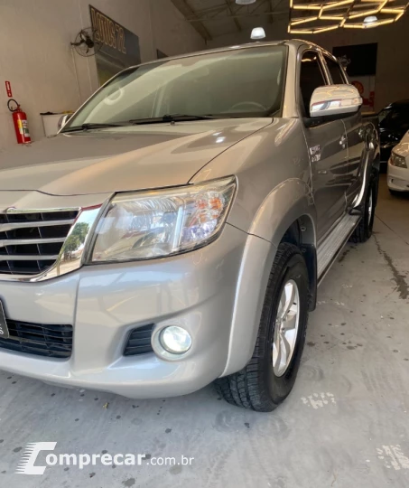 HILUX 2.7 SRV 4X2 CD 16V