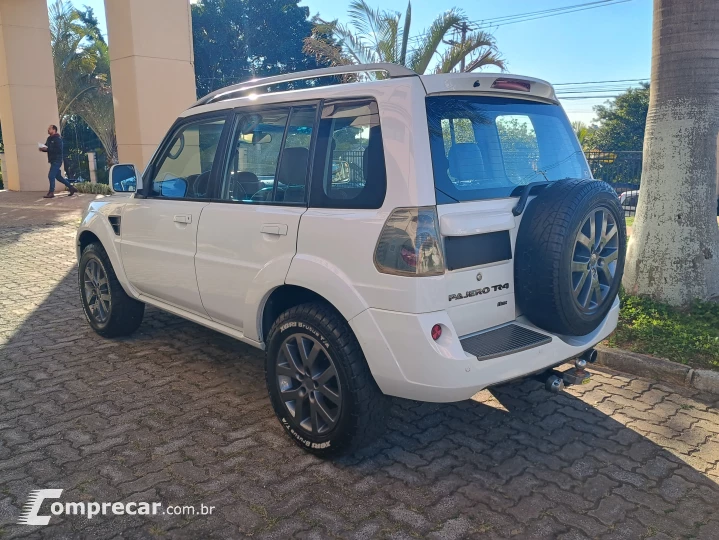 PAJERO TR4 2.0 4X2 16V