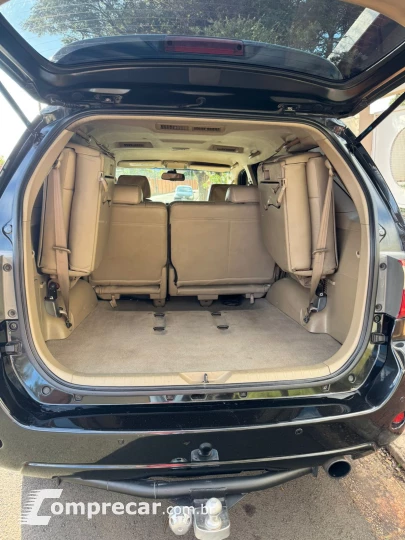 HILUX SW4 3.0 SRV 4X4 7 Lugares 16V Turbo Intercooler