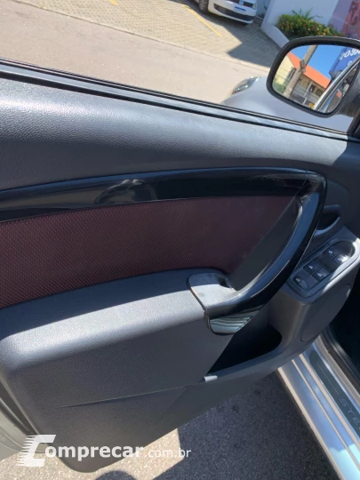 SANDERO 1.6 16V SCE Stepway