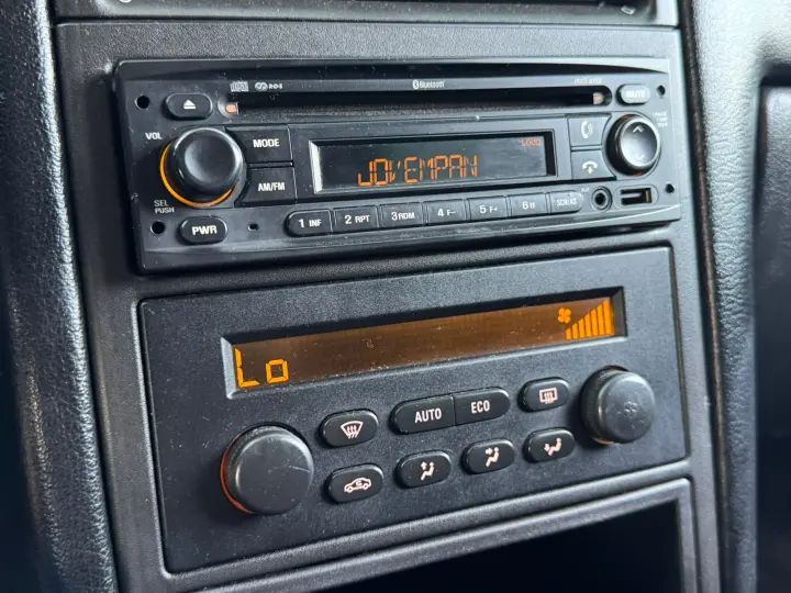 ASTRA 2.0 MPFI Advantage 8V