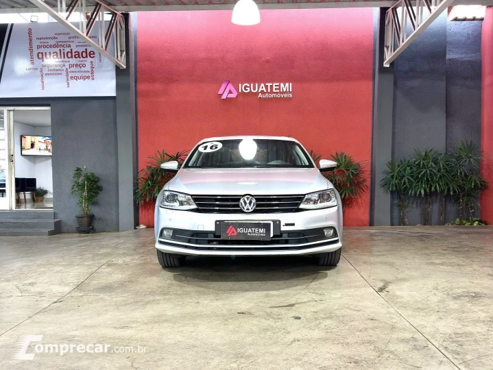 JETTA 2.0 TSI HIGHLINE 211CV GASOLINA 4P TIPTRONIC