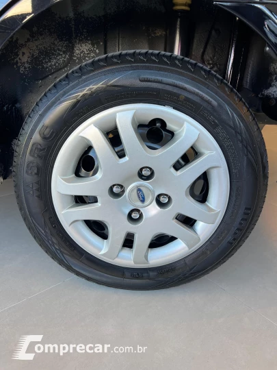 FIESTA 1.6 Rocam Sedan 8V