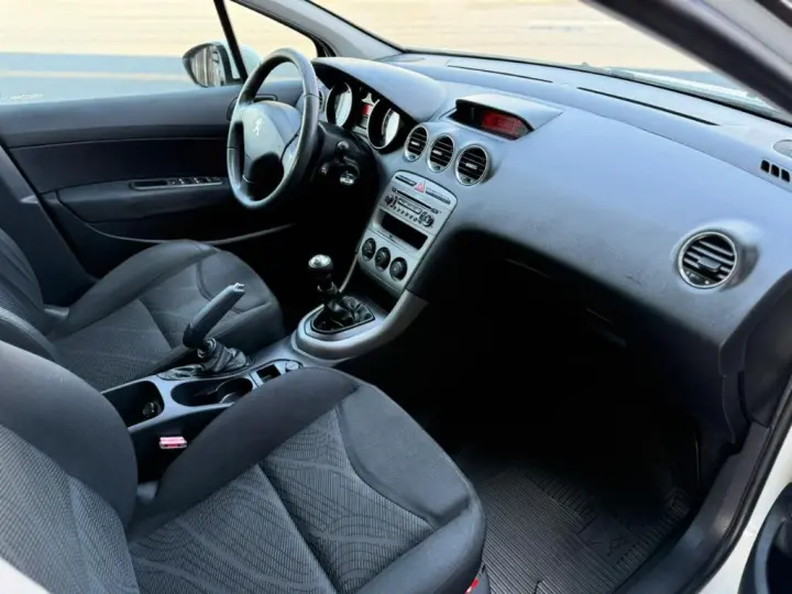 308 Active 1.6 Flex 16V 5p mec.