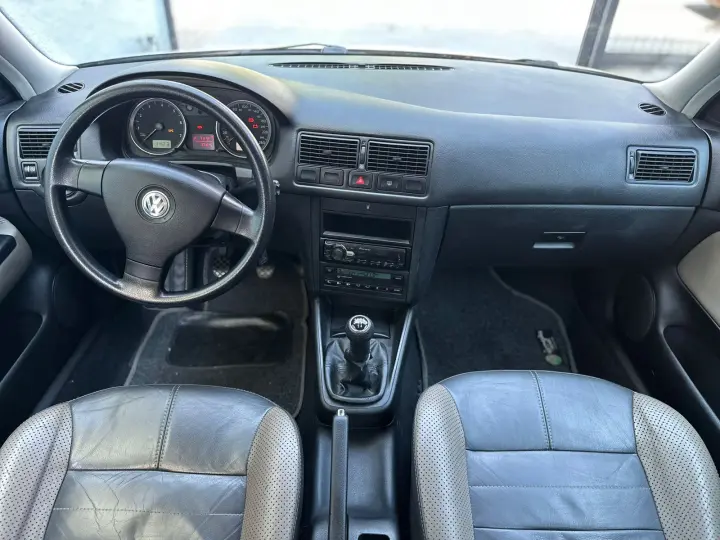 GOLF 1.6 MI Sportline 8V