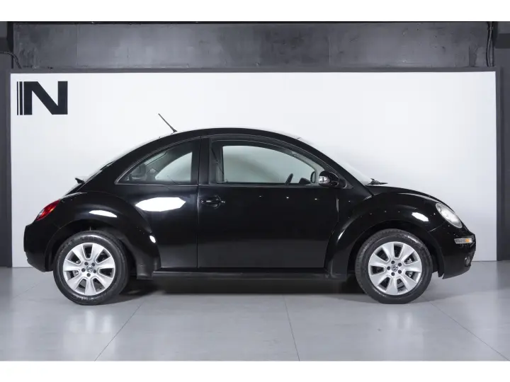 NEW BEETLE 2.0 MI 8V GASOLINA 2P TIPTRONIC