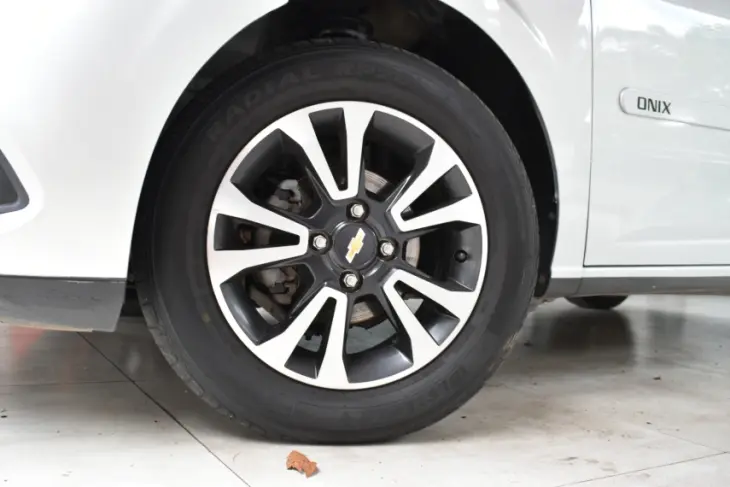 ONIX 1.4 MPFI LTZ 8V