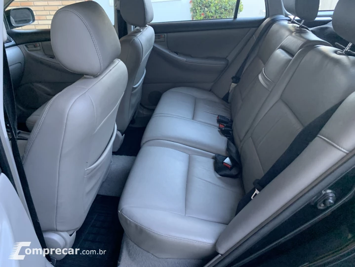 Corolla Fielder SW 1.8 XEi Automatico