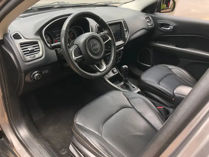 Compass 2.0 16V Flex Longitude Automático