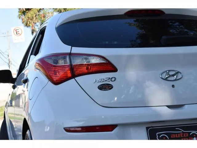 HB20 - 1.0 COMFORT 12V 4P MANUAL