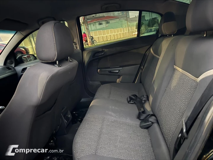 VECTRA 2.0 MPFI Expression 8V